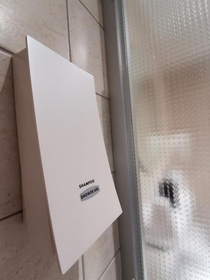 Bivius Hotel Restaurant Luxembourg Strassen Eksteriør bilde