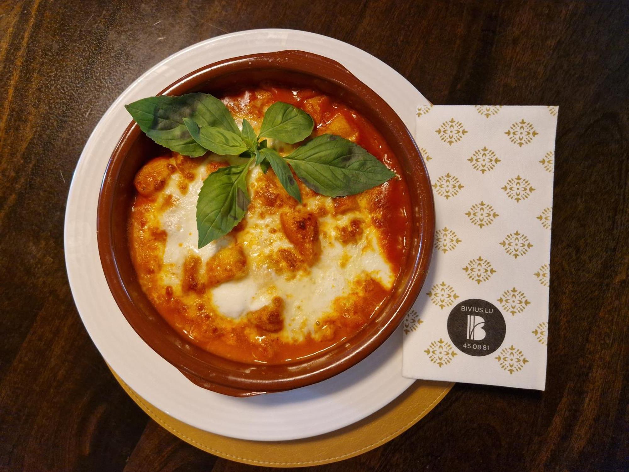 Bivius Hotel Restaurant Luxembourg Strassen Eksteriør bilde