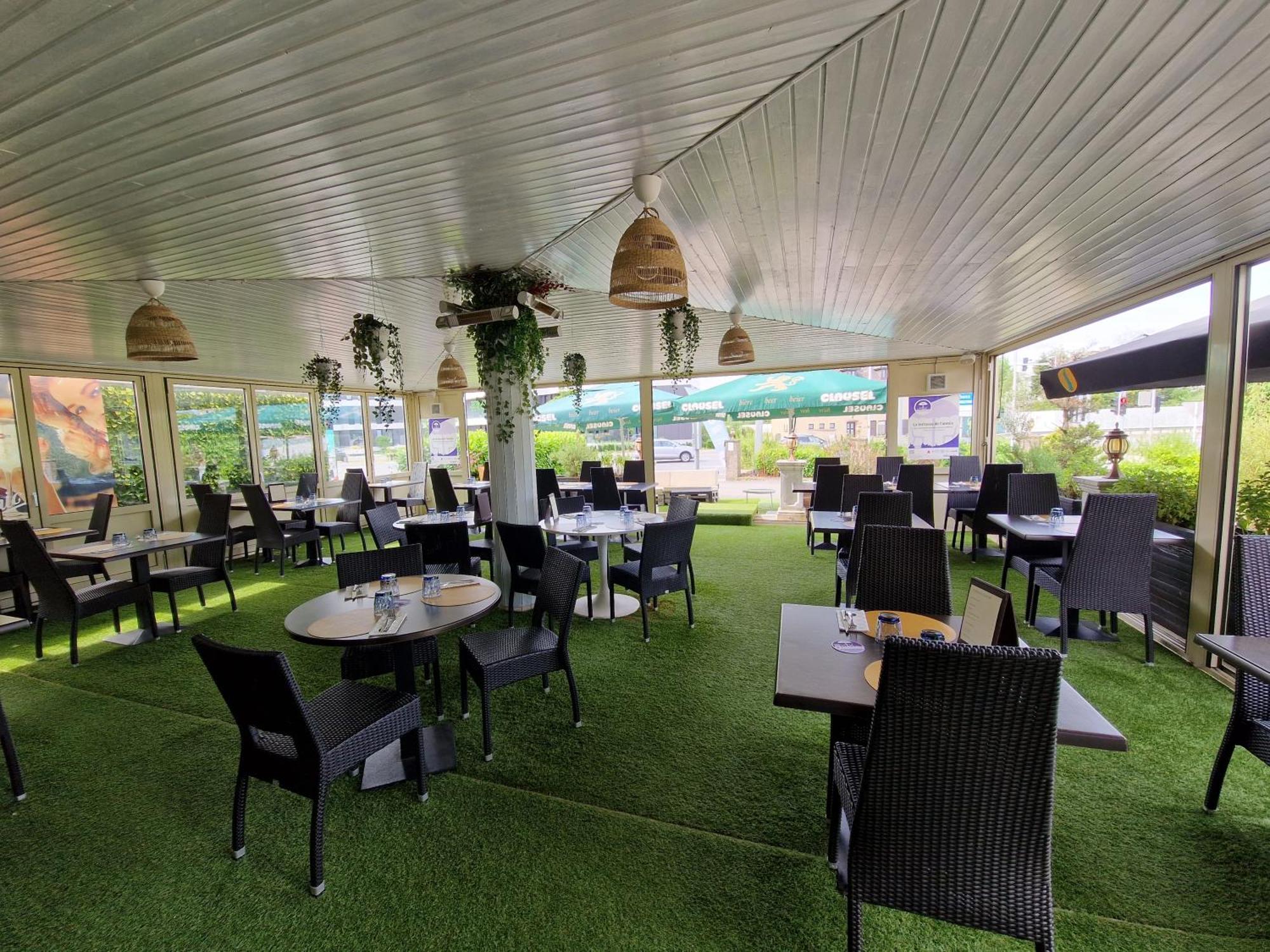 Bivius Hotel Restaurant Luxembourg Strassen Eksteriør bilde
