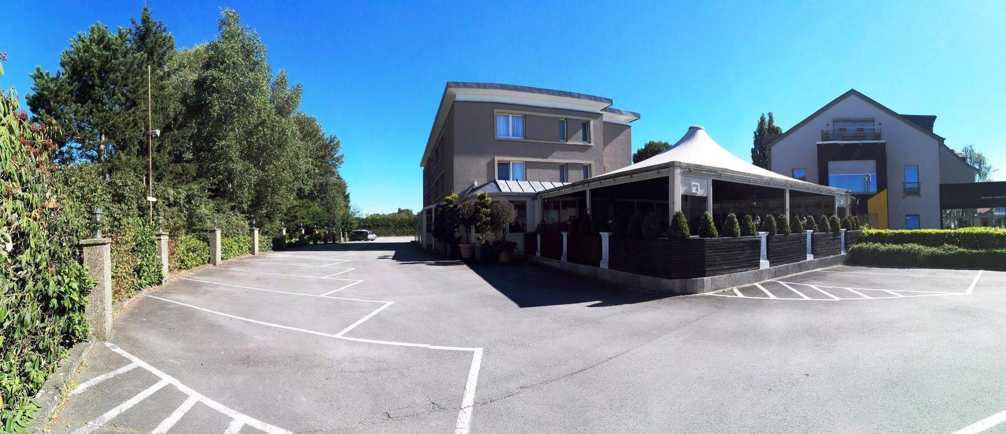 Bivius Hotel Restaurant Luxembourg Strassen Eksteriør bilde